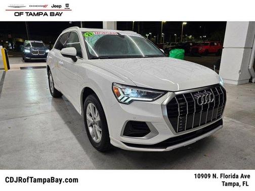 2023 Audi Q3 40 Premium
