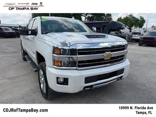 Iridescent Pearl Tricoat 2019 Chevrolet Silverado 2500 High Country