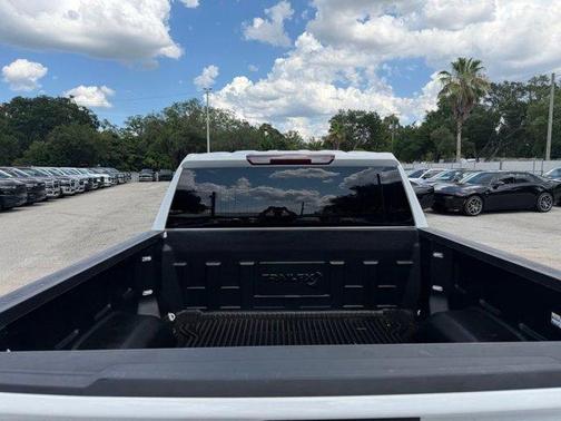 Summit White 2025 Chevrolet Silverado 1500 LT