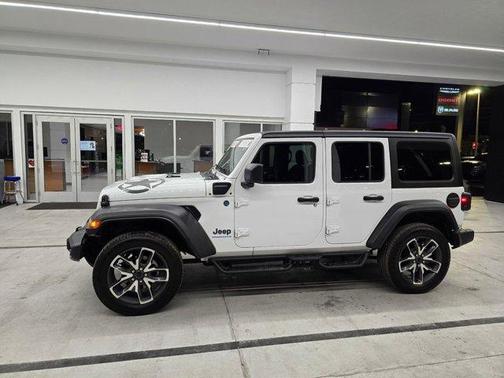 2025 Jeep Wrangler 4xe Sport
