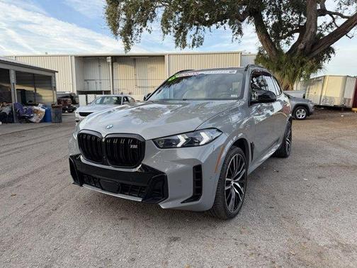 2024 BMW X5 M60i