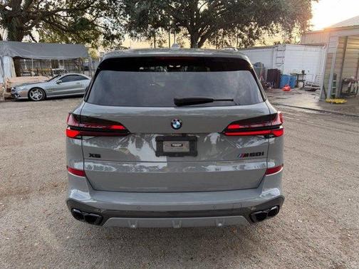 2024 BMW X5 M60i