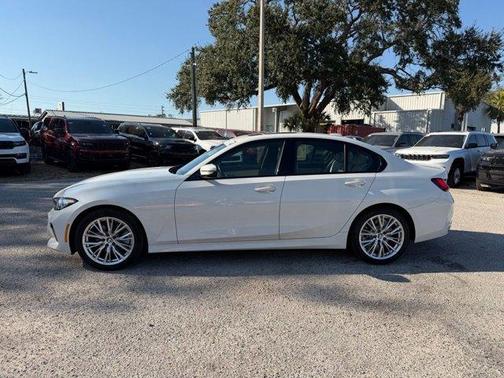 2023 BMW 330 i