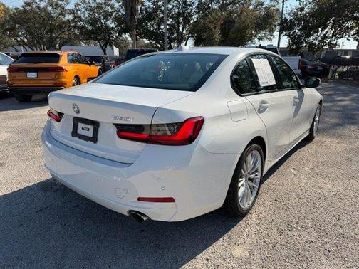2023 BMW 330 i