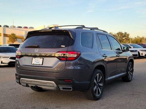 2024 Honda Pilot Touring