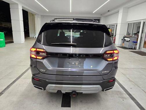 2024 Honda Pilot Touring