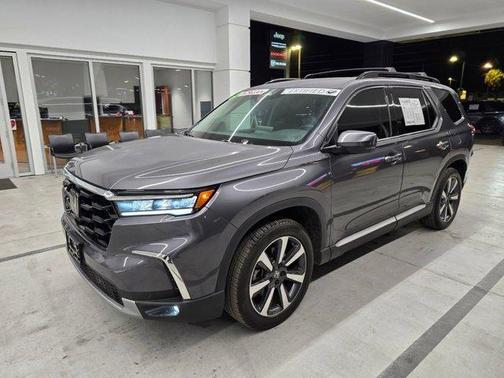 2024 Honda Pilot Touring