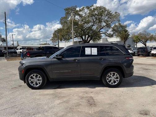 2022 Jeep Grand Cherokee Limited