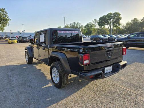 2023 Jeep Gladiator Sport S