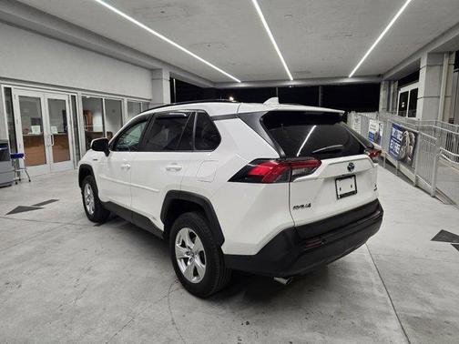 2019 Toyota RAV4 Hybrid LE