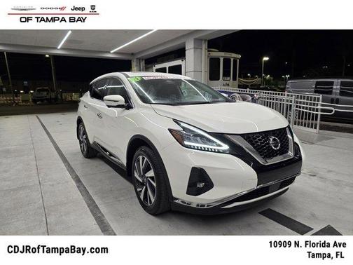 2022 Nissan Murano SL