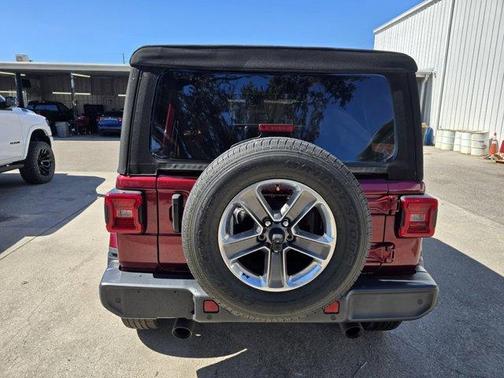 2021 Jeep Wrangler Unlimited Sahara