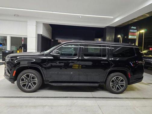 Gloss Black 2026 Jeep Grand Wagoneer Base