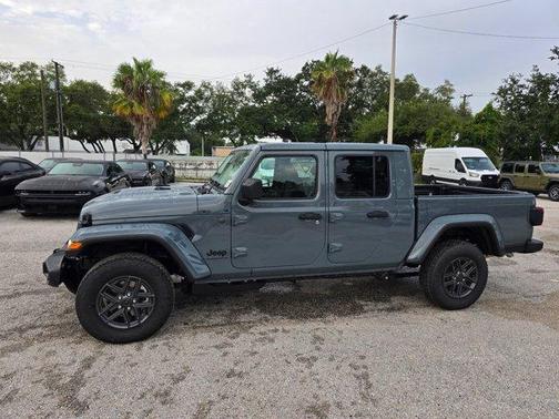 Anvil Clearcoat 2026 Jeep Gladiator Sport
