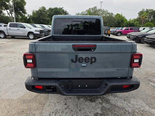 Anvil Clearcoat 2026 Jeep Gladiator Sport
