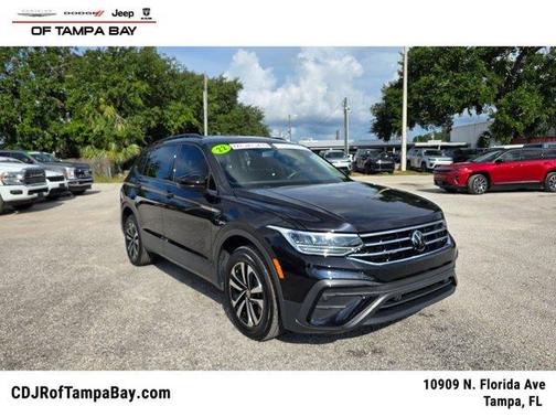 Deep Black Pearl Effect 2022 Volkswagen Tiguan 2.0T S