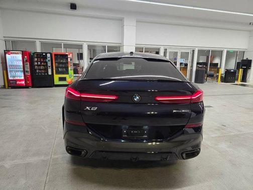 Carbon Black Metallic 2026 BMW X6 xDrive40i