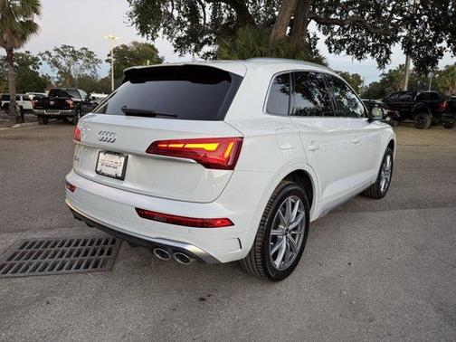 2022 Audi SQ5 3.0T Premium Plus