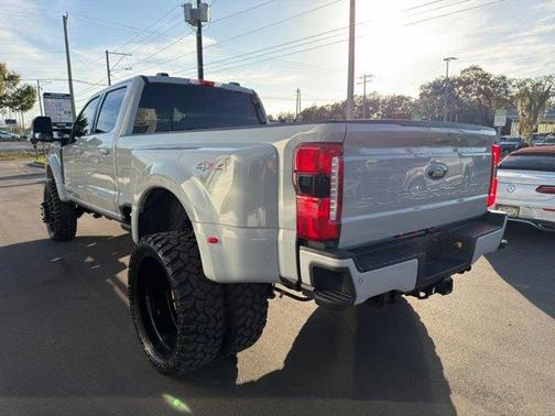 2025 Ford F-450 Lariat