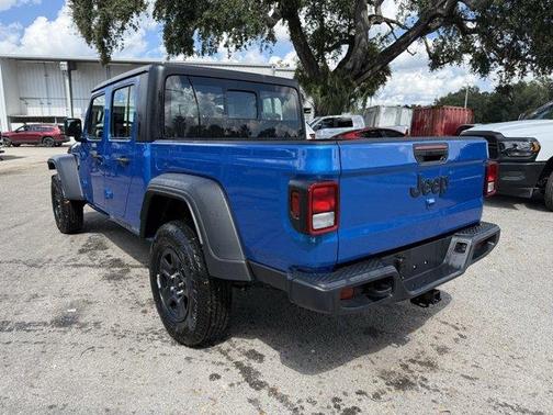 2025 Jeep Gladiator Sport