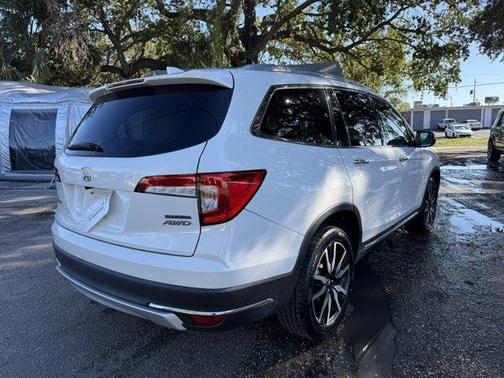 2020 Honda Pilot Touring 7-Passenger