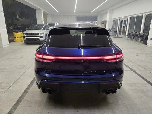 2022 Porsche Macan GTS
