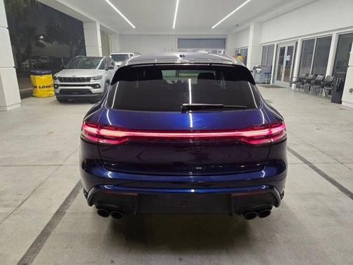 2022 Porsche Macan GTS