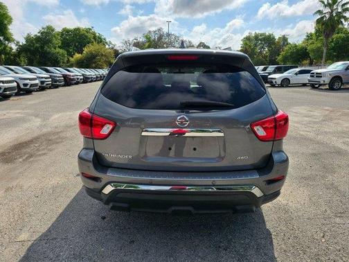 Gun Metallic 2020 Nissan Pathfinder S