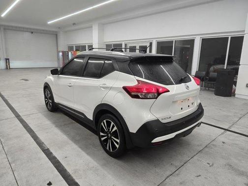 2020 Nissan Kicks SR