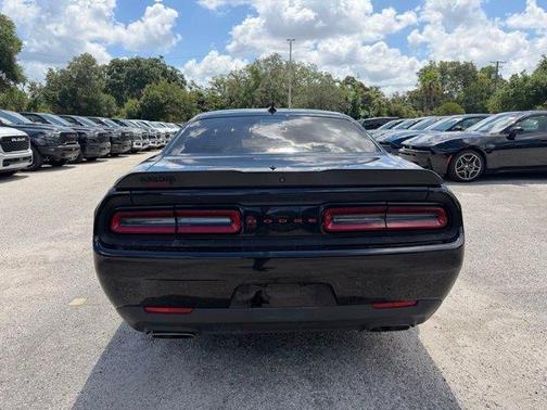 Pitch Black Clearcoat 2023 Dodge Challenger R/T