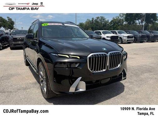 Black Sapphire Metallic 2023 BMW X7 xDrive40i