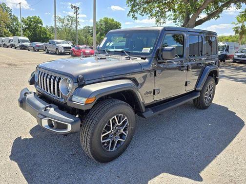 2025 Jeep Wrangler 4-Door Sahara 4x4