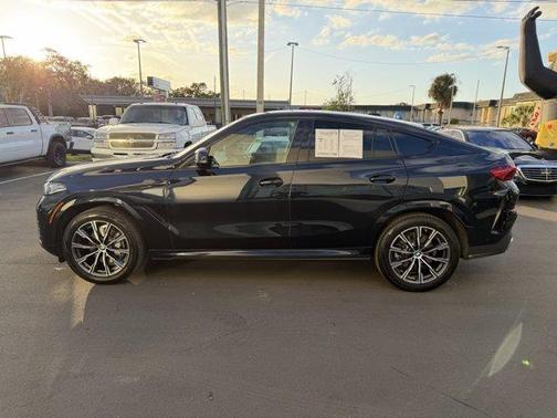 2025 BMW X6 xDrive40i