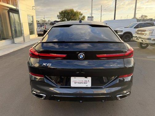 2025 BMW X6 xDrive40i