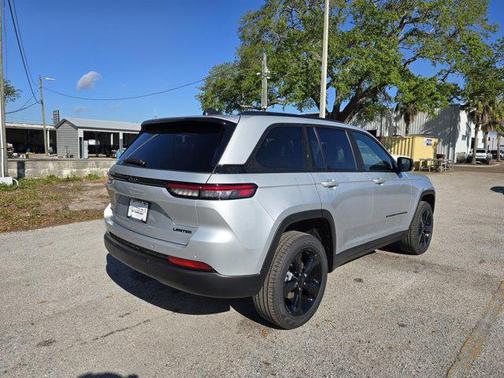 2025 Jeep Grand Cherokee Limited X