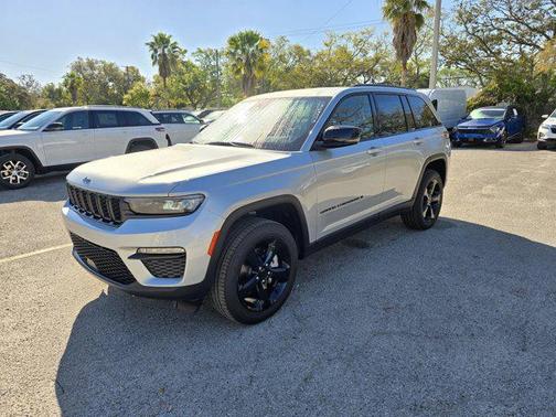2025 Jeep Grand Cherokee Limited X