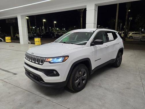 2022 Jeep Compass Latitude Lux