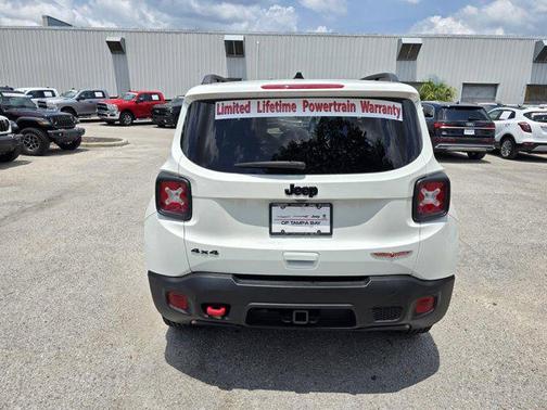 2023 Jeep Renegade Trailhawk