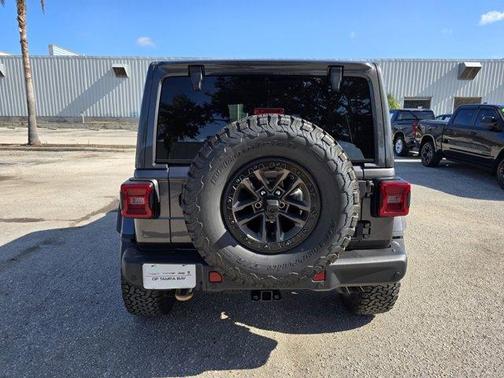 2025 Jeep Wrangler Rubicon 392