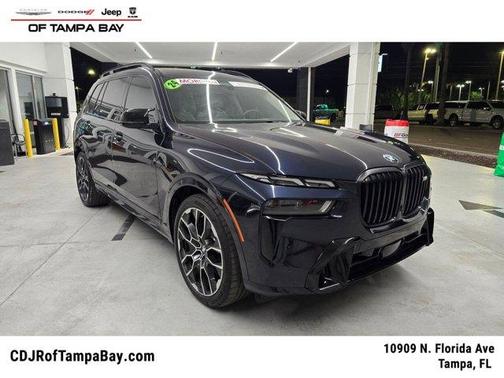 Carbon Black Metallic 2024 BMW X7 M60i