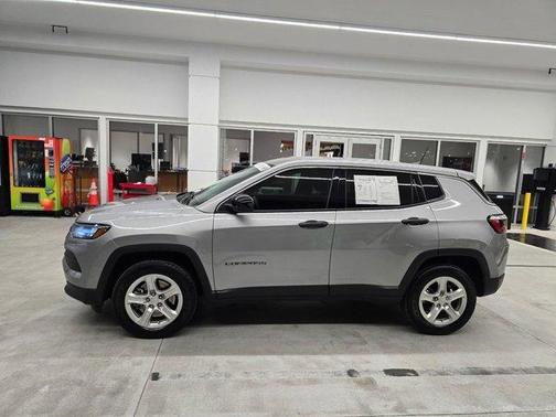 2023 Jeep Compass Sport