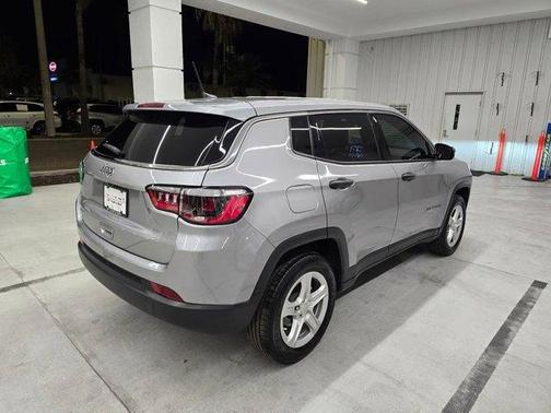 2023 Jeep Compass Sport