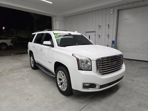 Summit White 2018 GMC Yukon SLE