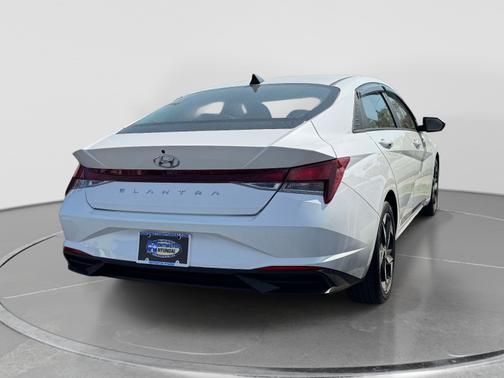 White 2023 Hyundai ELANTRA SEL