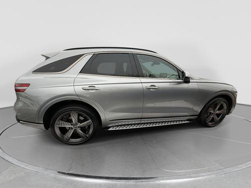 Silver 2024 Genesis GV70 3.5T Sport