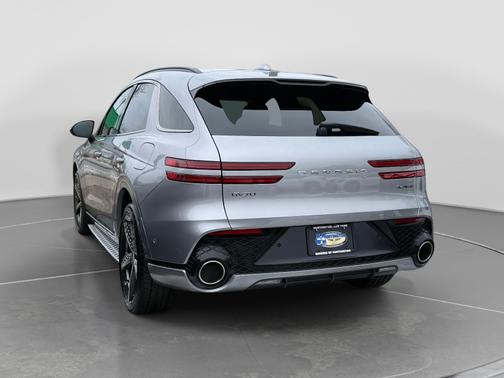 Silver 2024 Genesis GV70 3.5T Sport