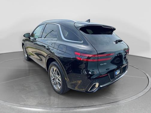 Black 2025 Genesis GV70 2.5T