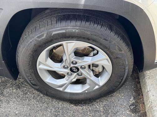 Silver 2023 Hyundai TUCSON SEL