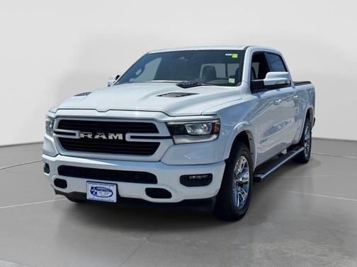 Bright White Clearcoat 2021 RAM 1500 Laramie