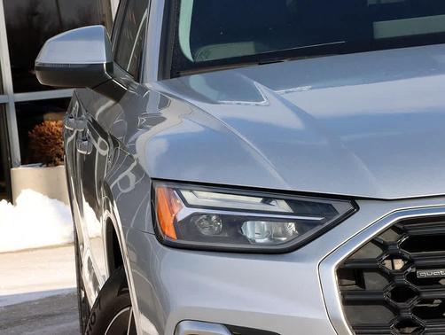 2023 Audi Q5 45 S line Premium